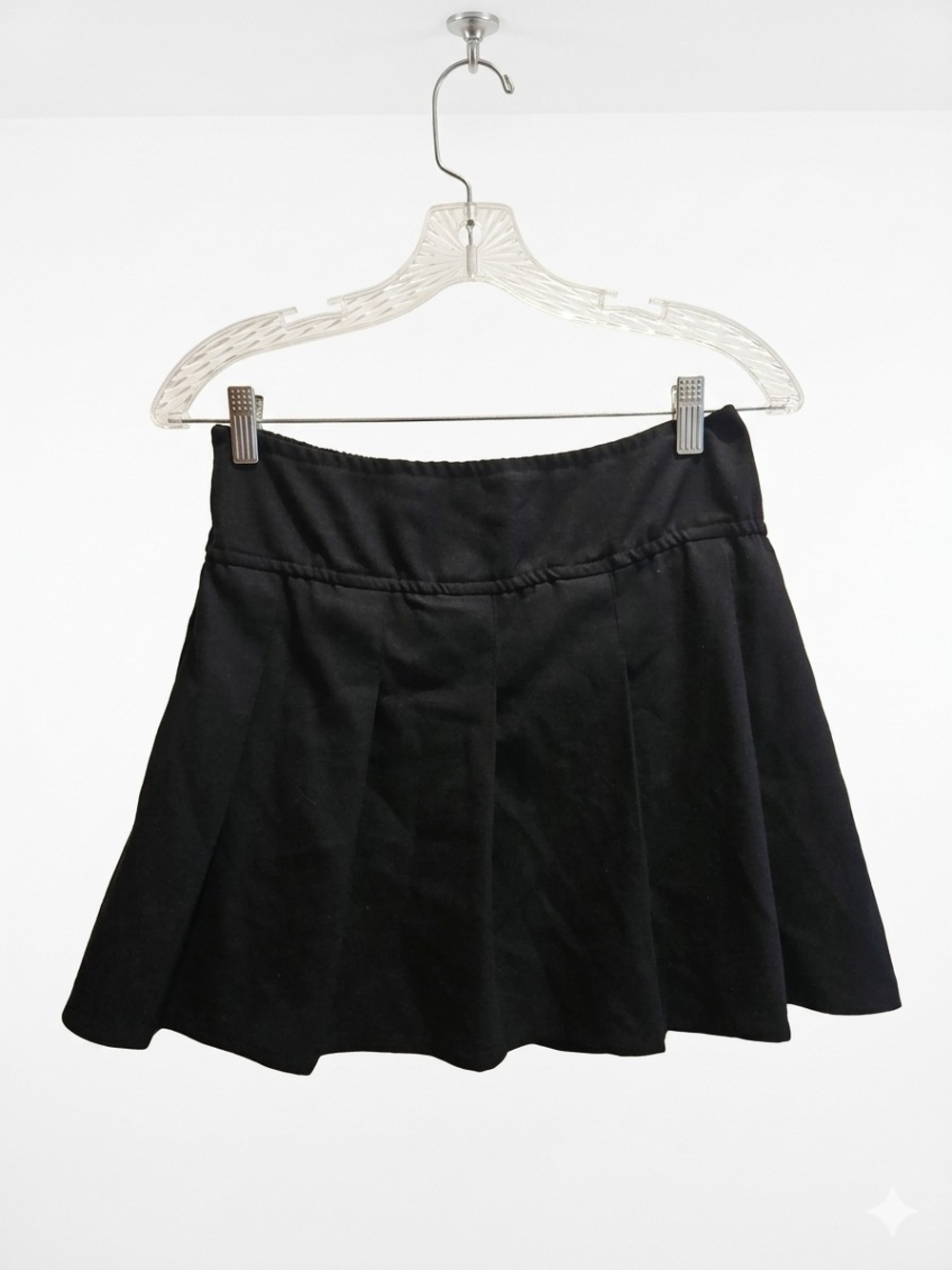Women's SZ Medium Hollister Ultra High-Rise Pleated Black Skirt